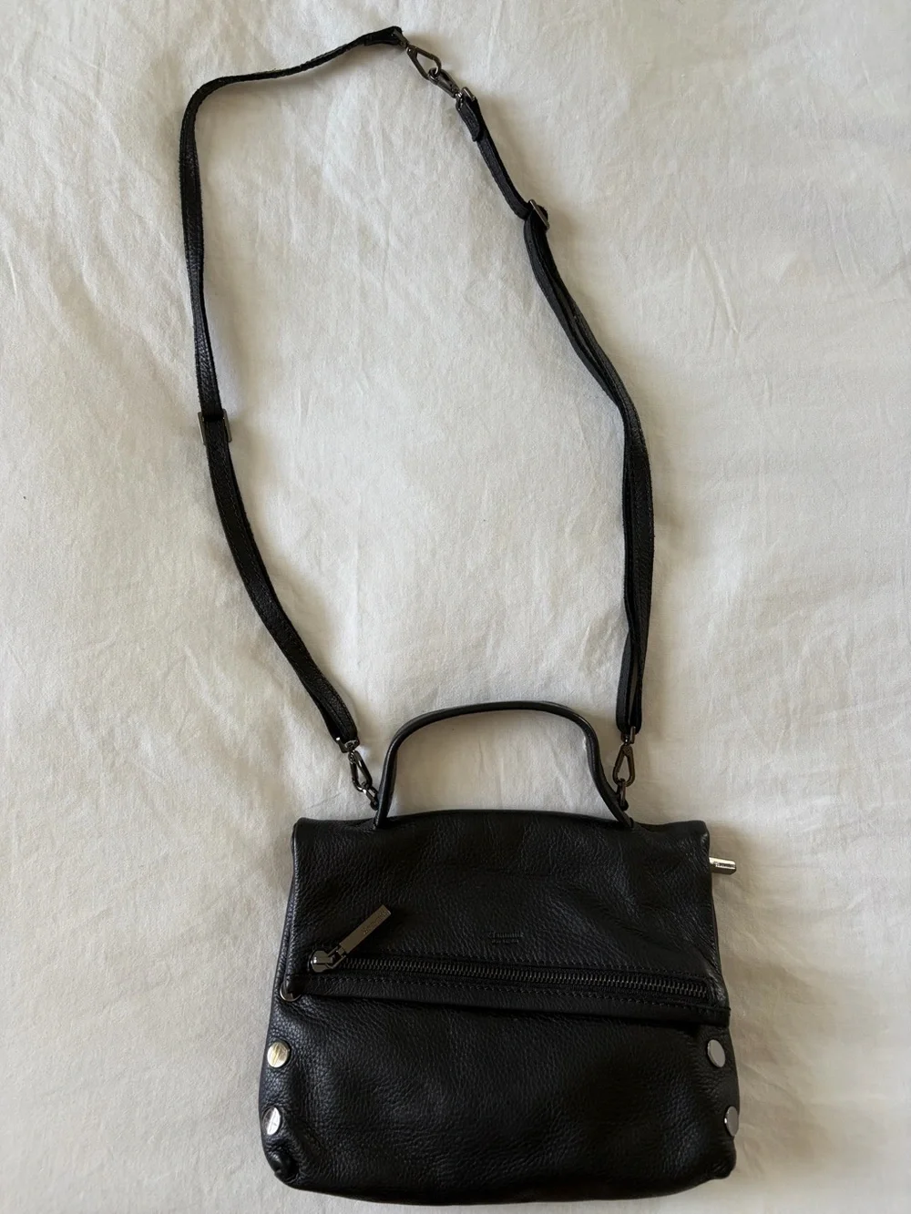 HAMMIT VIP Leather bag with gunmetal hardware (Backpack, crossbody, shoulder)